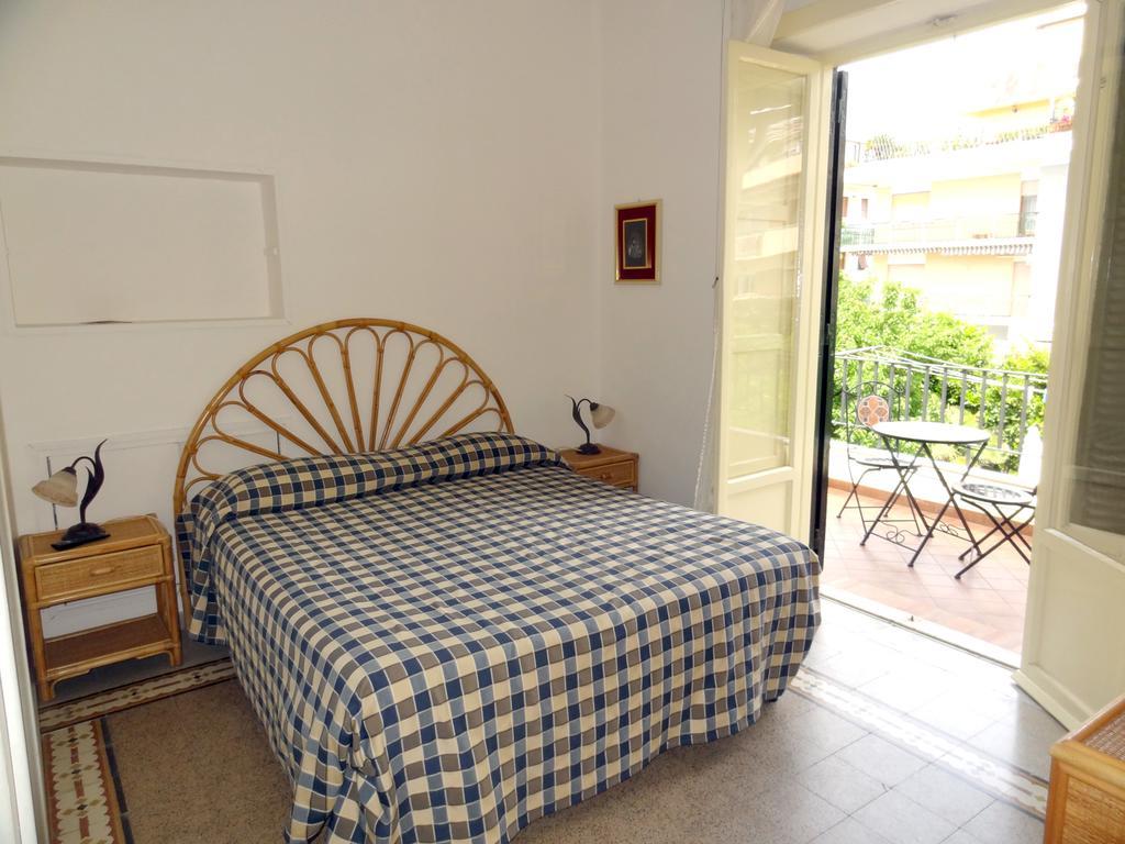 B&B Villa Fantasia Gaeta Cameră foto